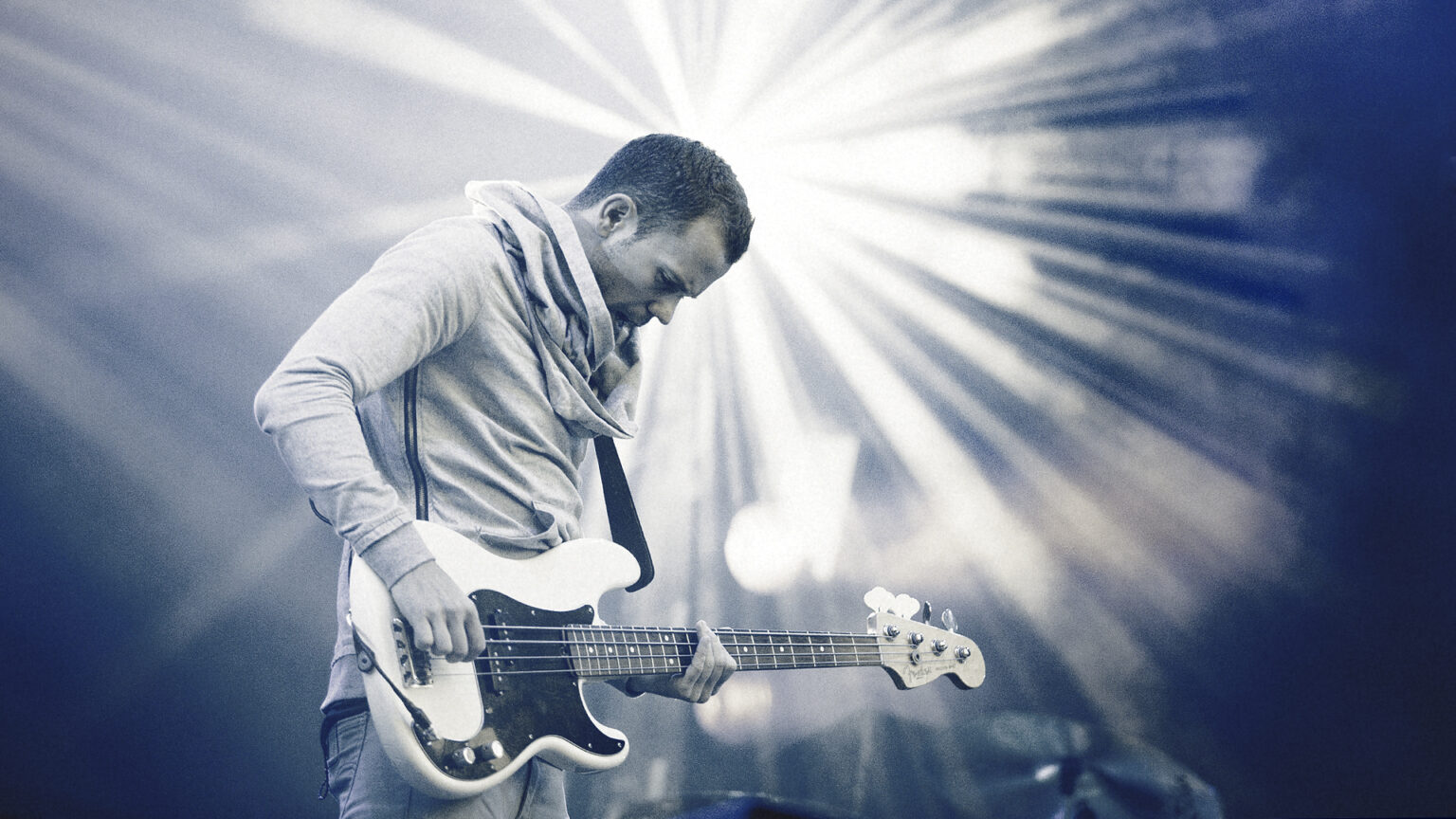 M83