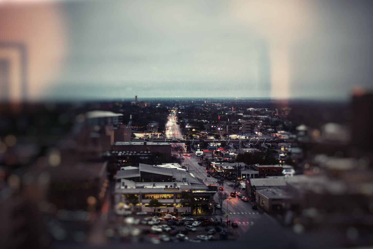 us2012_wide_0013s_0000_Bokeh - Factory Default (modified)