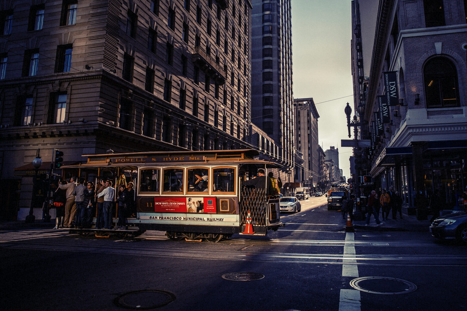 365 – 87 – San Francisco, California