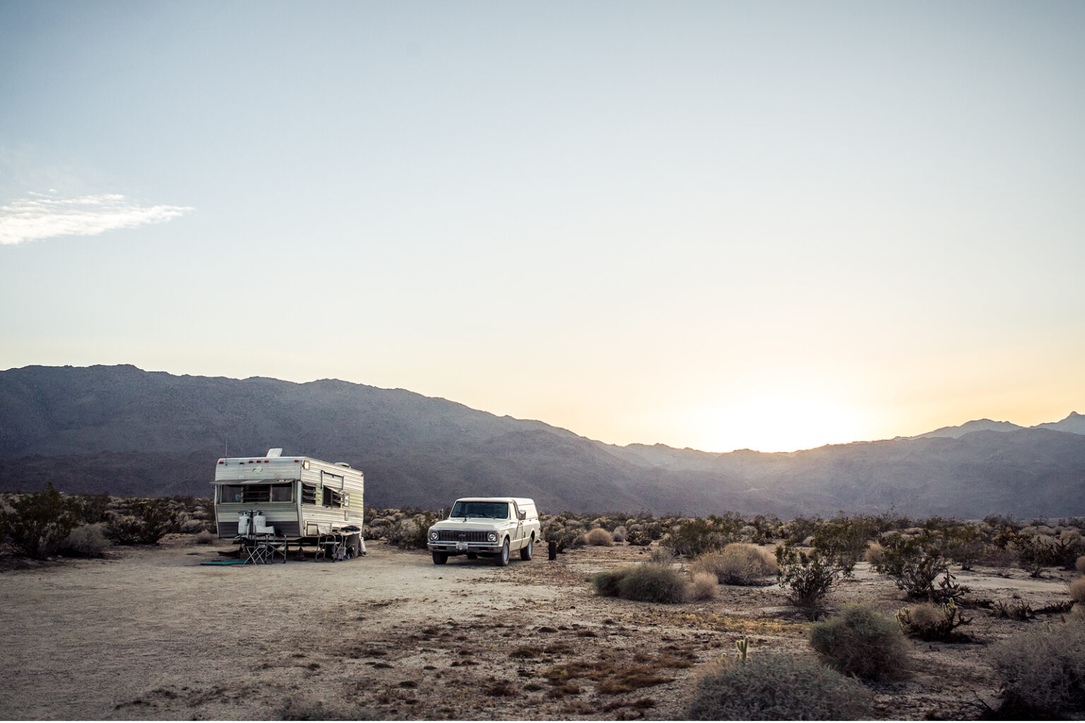 bolfo_0006s_0000_Breaking Bad outside Joshua Tree