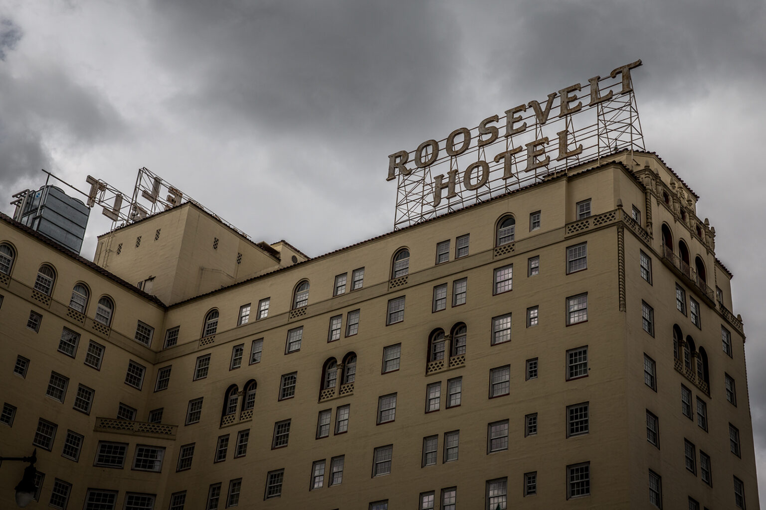 bolfo_0008s_0007_Rosevelt Hotel