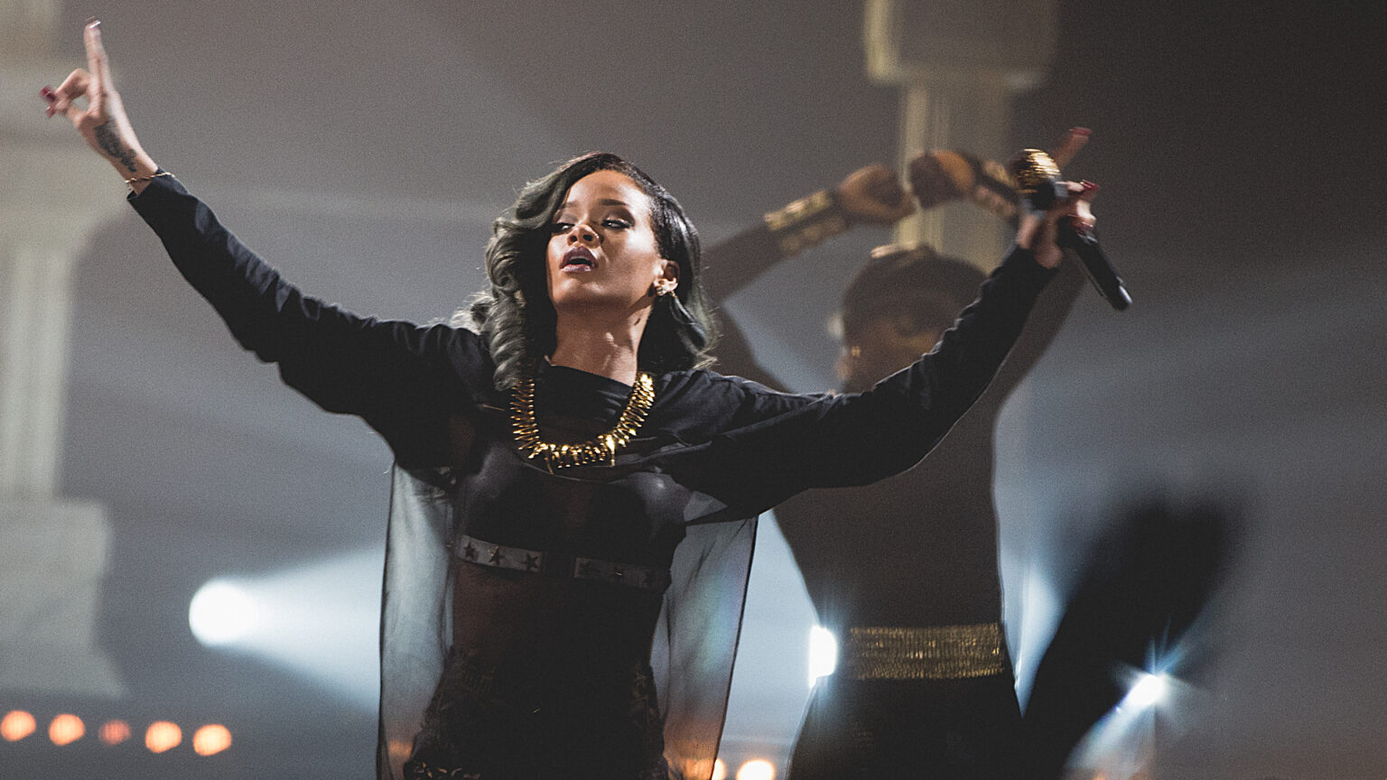 rihanna2