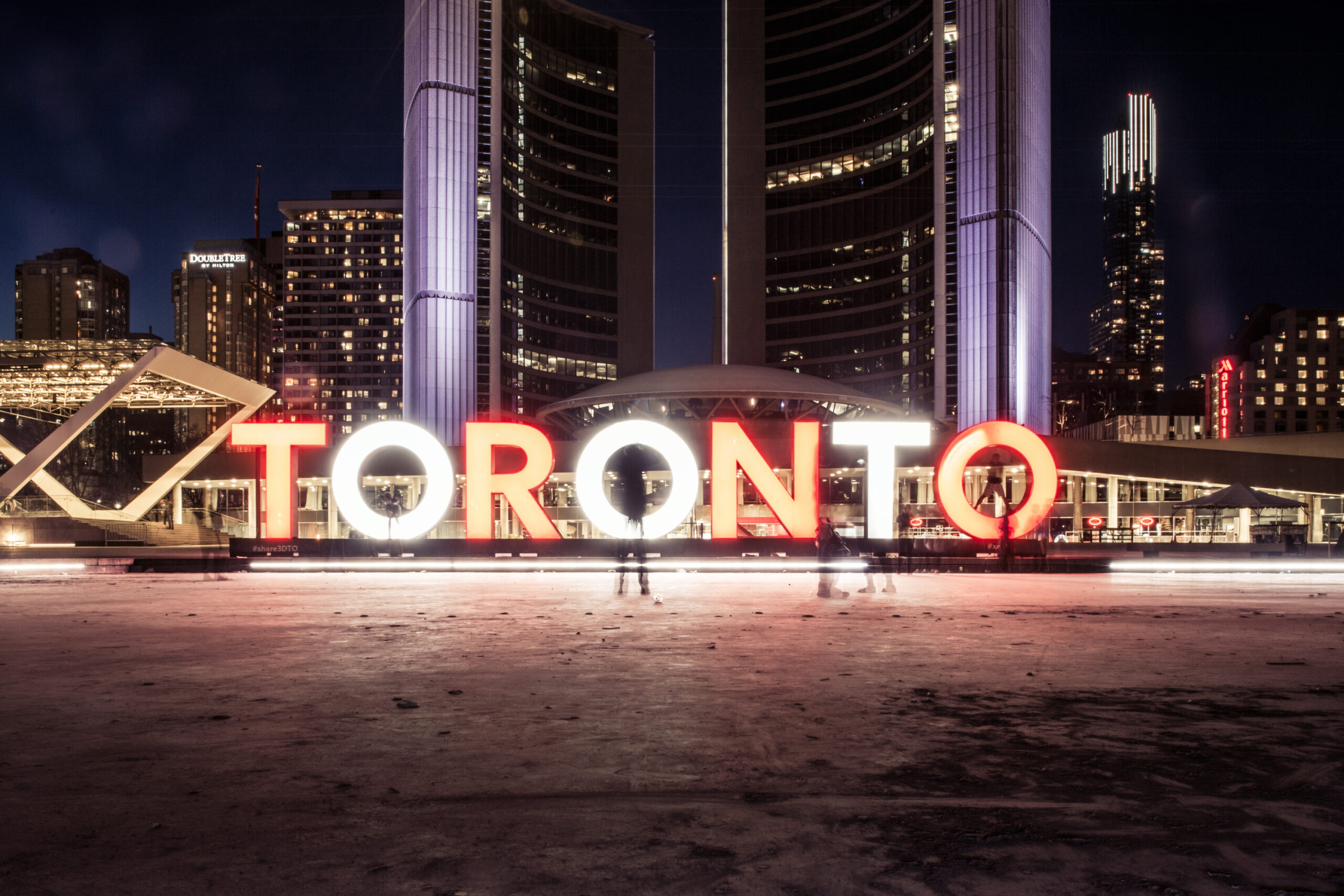 Nathan Phillips Square, Toronto
