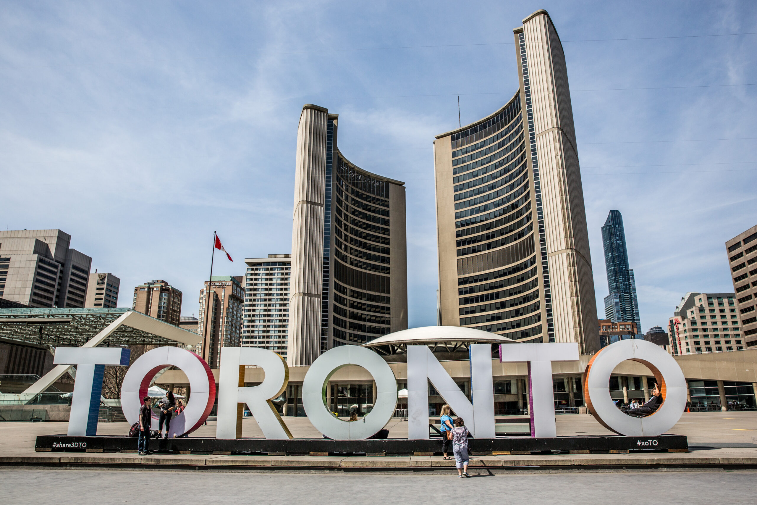 Nathan Phillips Square, Toronto