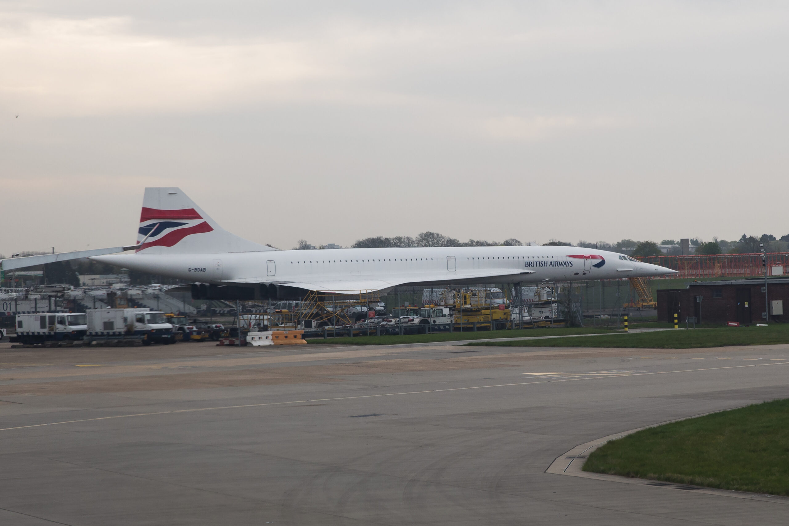 I bumped into G-BOAB also known as Alpha Bravo which is the last Concorde to remain at Heathrow