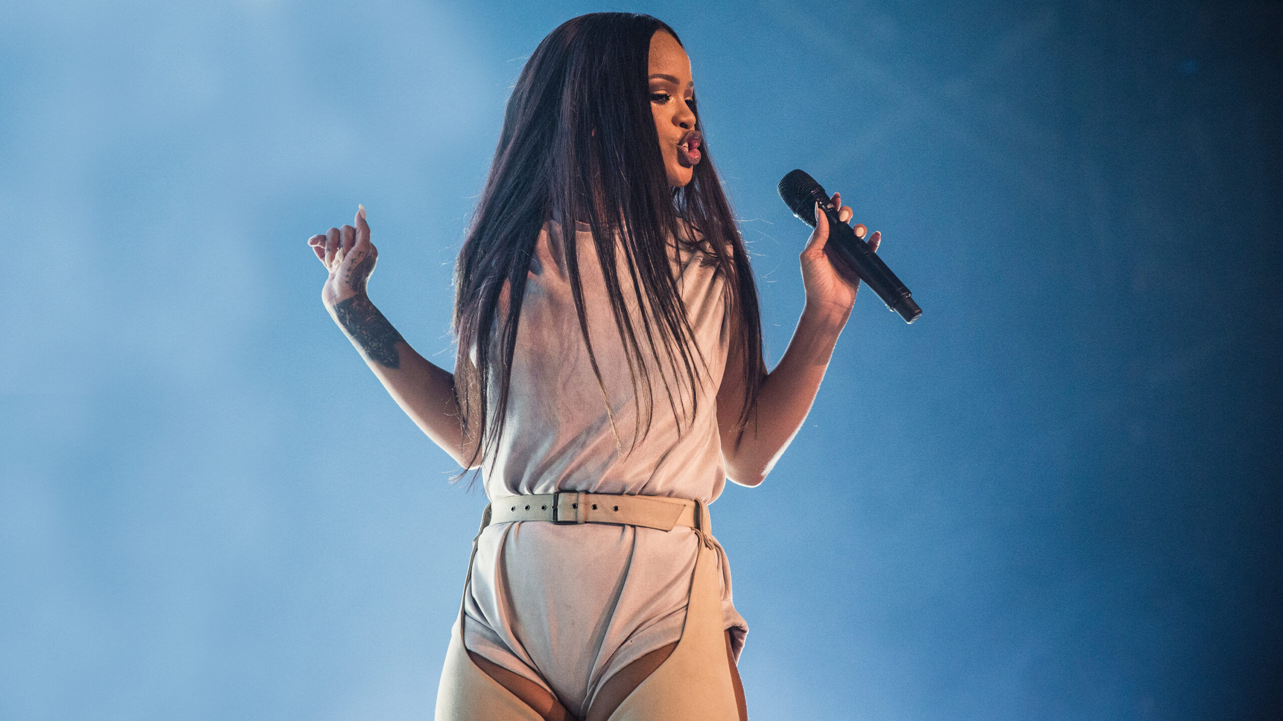 rihanna9
