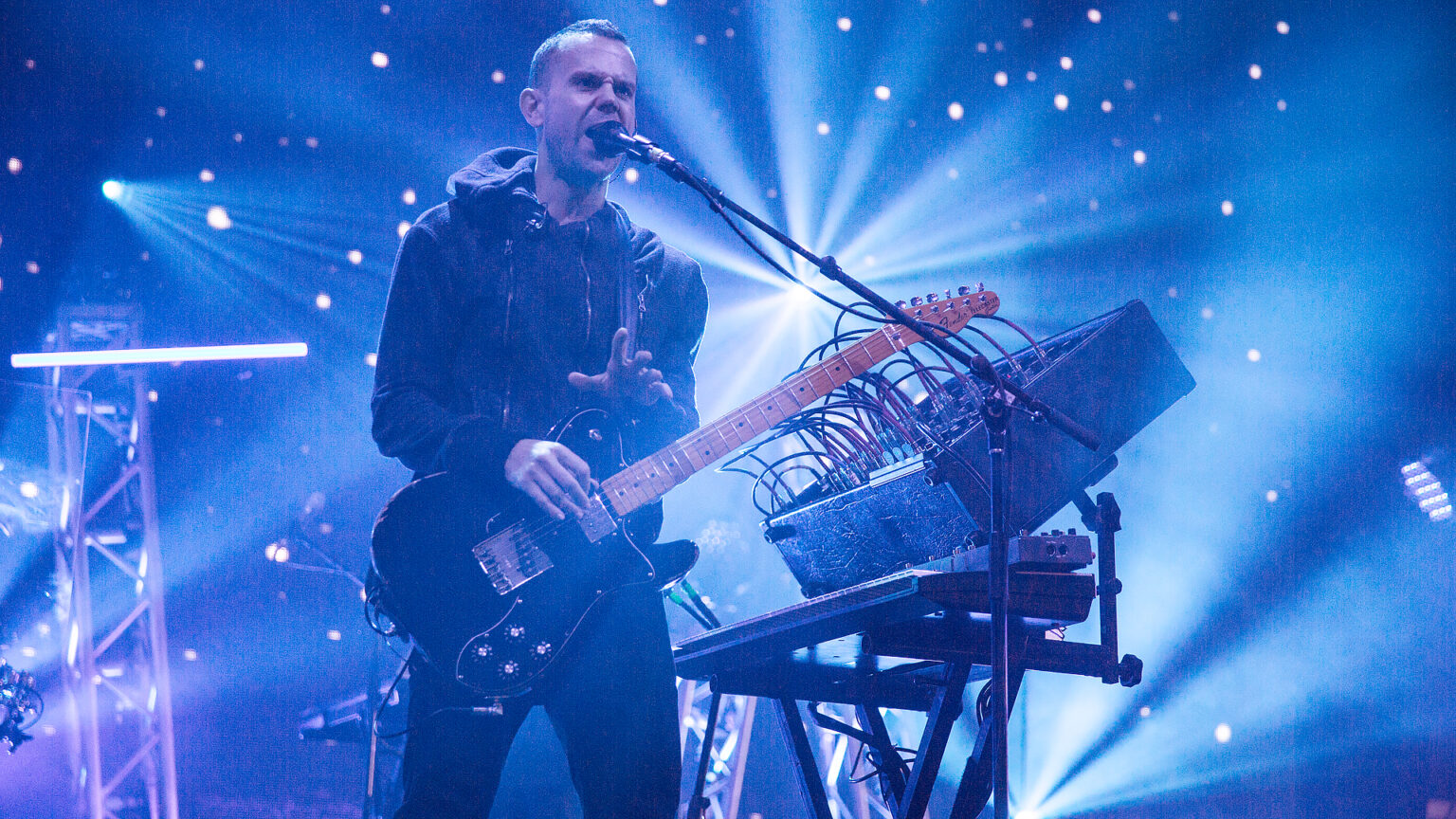 M83