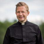 Bjarte Tjøstheim / Presten