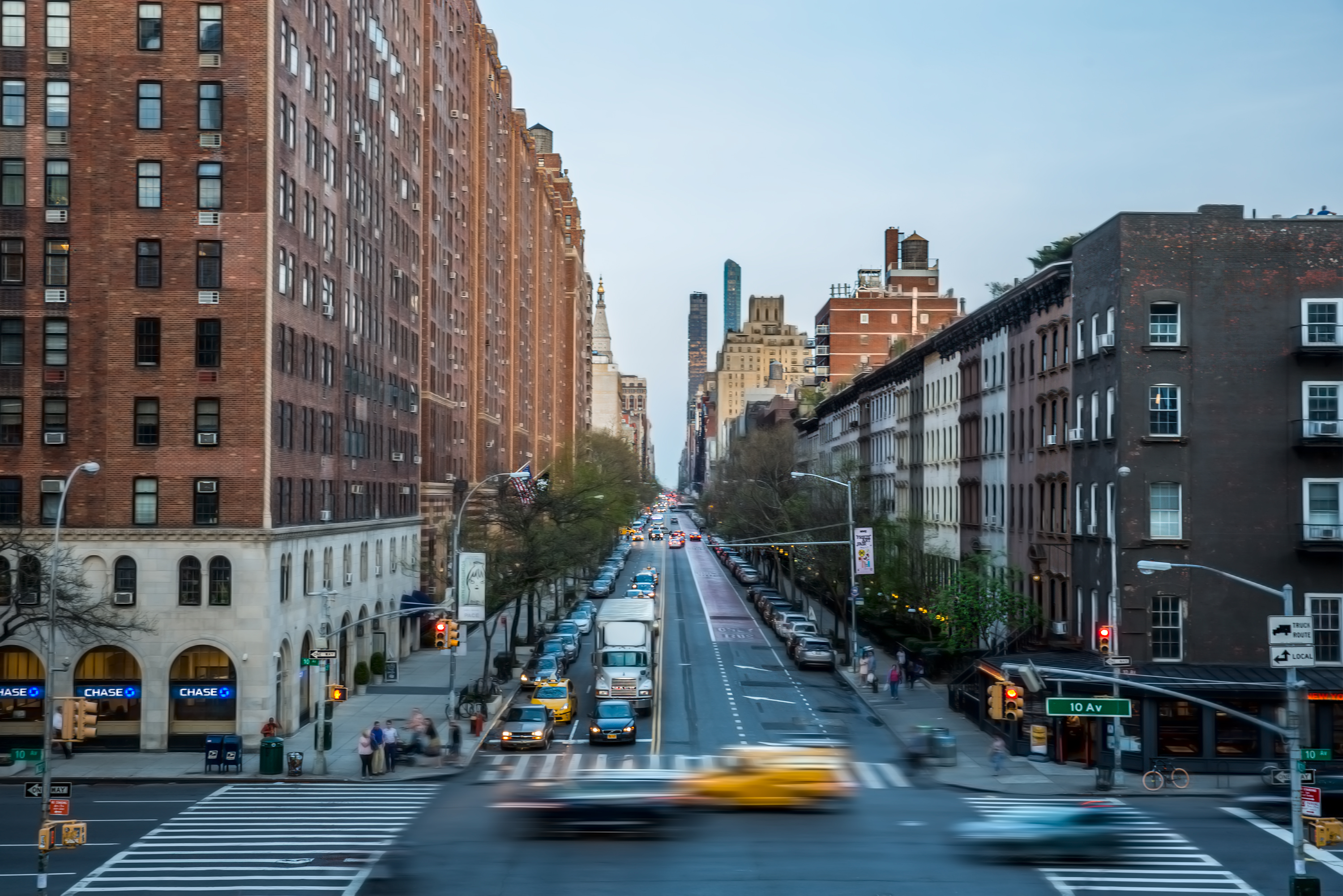 10 AV / Highline Park